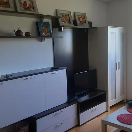 아파트 Torre De La Fuente Aprtovistas Piscina Parking